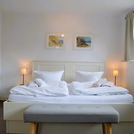 Semesterbostad Insel Feuerstein Gager