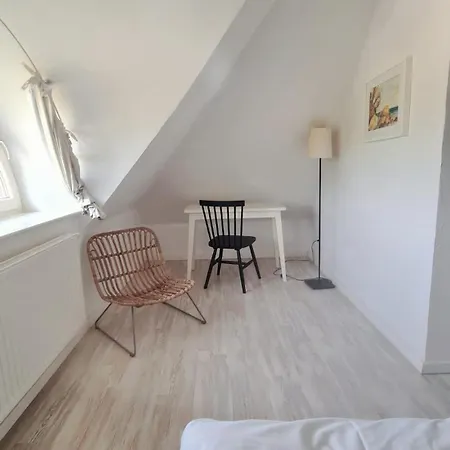 Semesterbostad Insel Feuerstein Gager